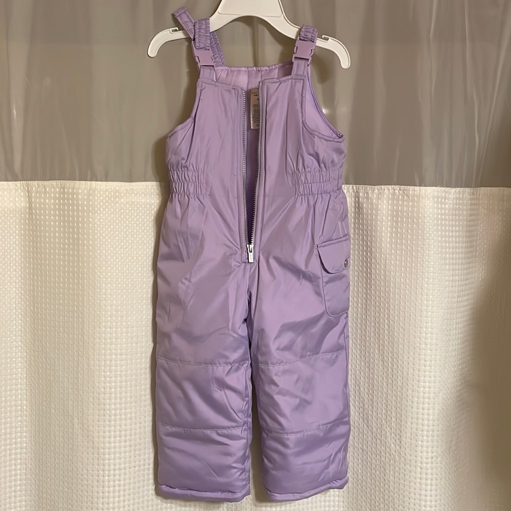 Carters 4T snow suit. Some minor wear as noted in picture